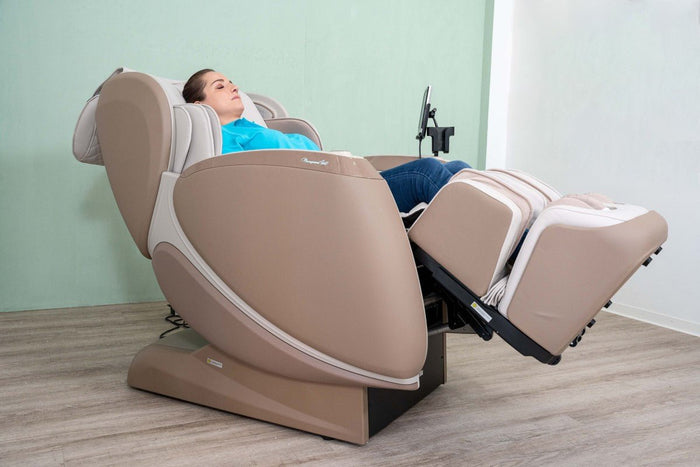Attirer des professionnels au bureau grâce à la location de fauteuils de massage - Le modèle polyvalent MSW16003HH