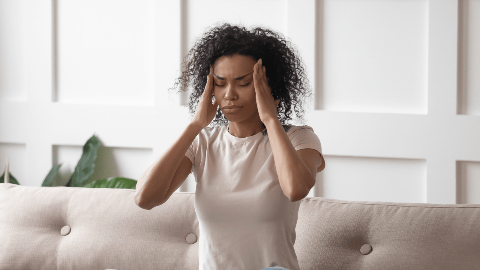 La migraine : en comprendre les causes et la soulager grâce aux massages