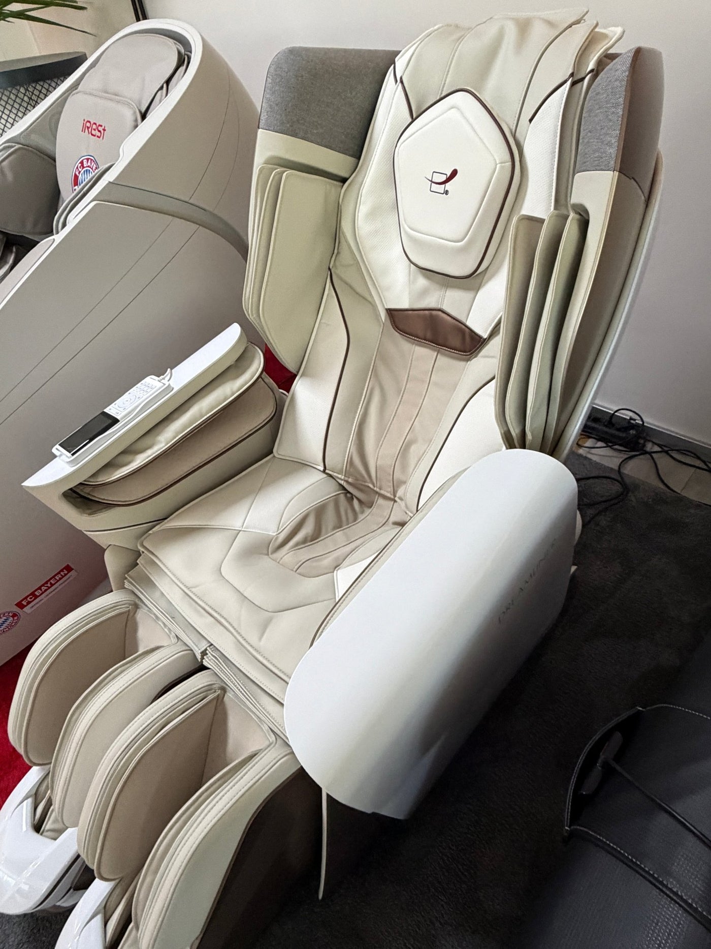 Espositore Casada Dreamliner – Bianco-marrone